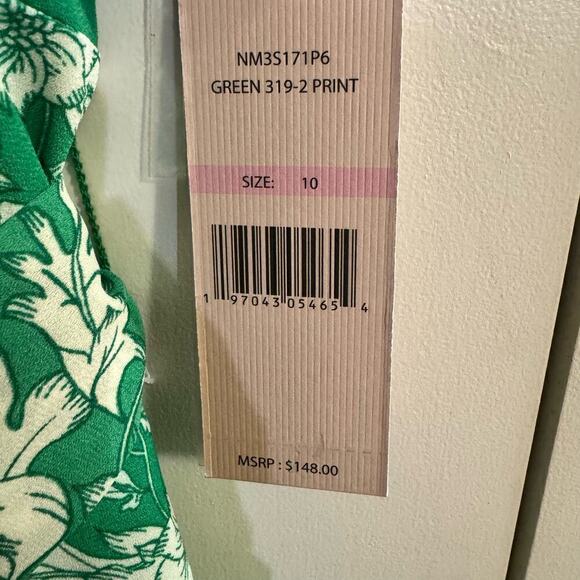 NWT Nanette Lepore V-Neck Short Sleeve Tie Waist Floral A-Line Crepe Dress 10 - Picture 12 of 12